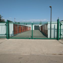 Banda's Fence - 8' WROUGHT IRON ROLLING GATE AND FENCE