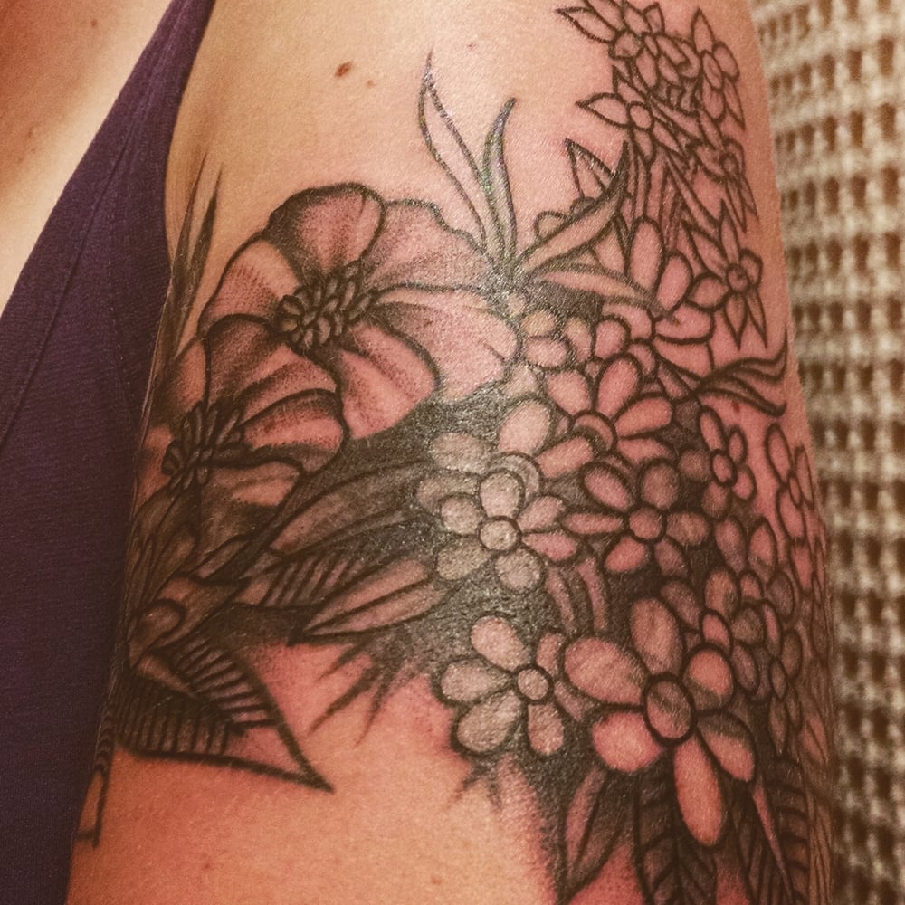 Good Land Tattoo Logo