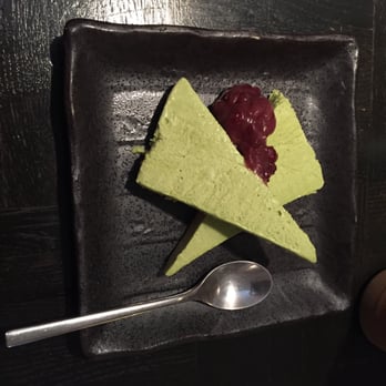 Nagomi - Glace au thé vert pour le dessert avec sa purée de haricots rouges - Japanese Near Me - Geneva, GE