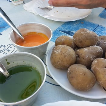 El Timón - Papas con mojo ... tipicas y pa todo - Spanish Near Me - El Médano, TF