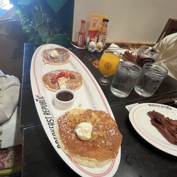 Breakfast Republic - Flight of 3 pancakes - Breakfast & Brunch Near Me - Irvine, California Breakfast Republic - Flight of 3 pancakes - Breakfast & Brunch Near Me - Irvine, California