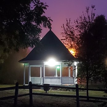 Rose Hill Park - Foggy morning in Berryville! Enjoy. - Parks Near Me - Berryville, Virginia Rose Hill Park - Foggy morning in Berryville! Enjoy. - Parks Near Me - Berryville, Virginia
