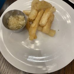 Buena Vista Cuban Cafe - Yuca frita