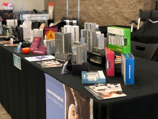 REFLECTIONS AT THE BEACH SPA - 10 Photos - 3110 Arendell St, Morehead