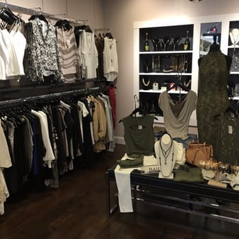 Lori James- Contemporary Boutique - Accessories Near Me - Memphis, Tennessee
