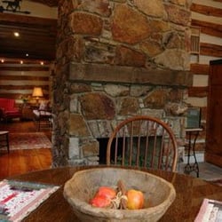 Idyll Time Farm, Cottage & Stabling - Kithen Table