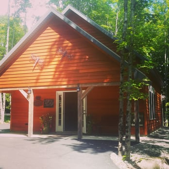 Dragonfly Farm and Winery - Beer, Wine & Spirits Near Me - Stetson, Maine