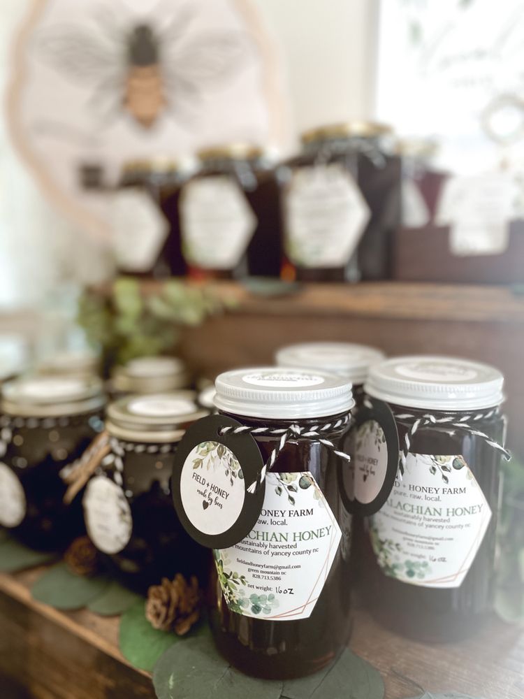 LAMP POST VINTAGE MARKET Updated September 2024 20 Photos 127 W