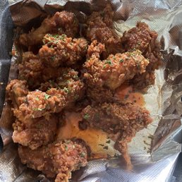 Wings, diddy sauce