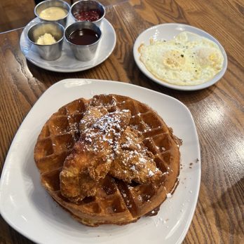 Perk Up Kitchen - Chicken & Waffle - Breakfast & Brunch Near Me - Bloomington, Minnesota
