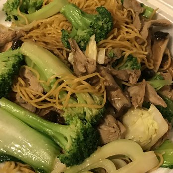 Nhu Y Restaurant - Chicken chow mein - Vietnamese Near Me - San Diego, California