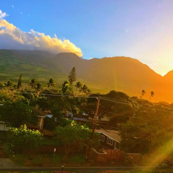 Lahaina Shores Beach Resort - Hotels Near Me - Lahaina, Hawaii