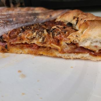 Papa Murphy's - It's supposed to be a 5 meat "Stuffed" pizza. - Pizza Near Me - Thornton, Colorado Papa Murphy's - It's supposed to be a 5 meat "Stuffed" pizza. - Pizza Near Me - Thornton, Colorado