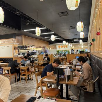 Wonjo Busan Gukbap - The inside of the restaurant is so light and nice! - Korean Near Me - Carrollton, Texas