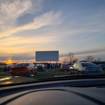Can View Drive-In - Drive-In Theater Near Me - Fonthill, Ontario Can View Drive-In - Drive-In Theater Near Me - Fonthill, Ontario