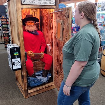 Dogpatch Store - Souvenir Shops Near Me - Lake Ozark, Missouri