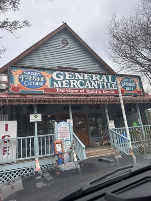 Fred's General Mercantile by null