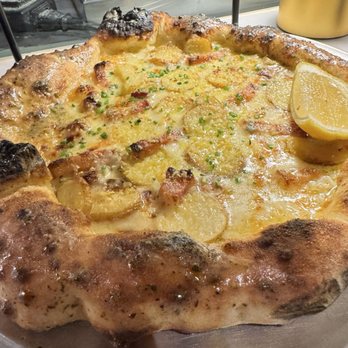 Sho Pizza Bar - Rosti - potato, bacon, cheese - Pizza Near Me - Nashville, Tennessee Sho Pizza Bar - Rosti - potato, bacon, cheese - Pizza Near Me - Nashville, Tennessee