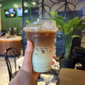 Co Ba Vietnamese Dessert Cafe - Pandan Vibes - Desserts Near Me - San Jose, California