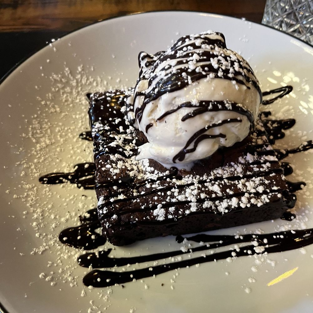 Brownie sundae Brownie sundae