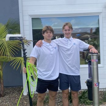 DJ's Window Cleaning - Owners Donovan and Finn - Window Washing Near Me DJ's Window Cleaning - Owners Donovan and Finn - Window Washing Near Me