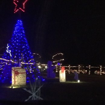 Chad's Winter Wonderland - Local Flavor Near Me - Lebanon, Tennessee