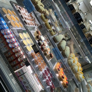 Molly's Cupcakes - Cupcakes Near Me - Chicago, Illinois Molly's Cupcakes - Cupcakes Near Me - Chicago, Illinois