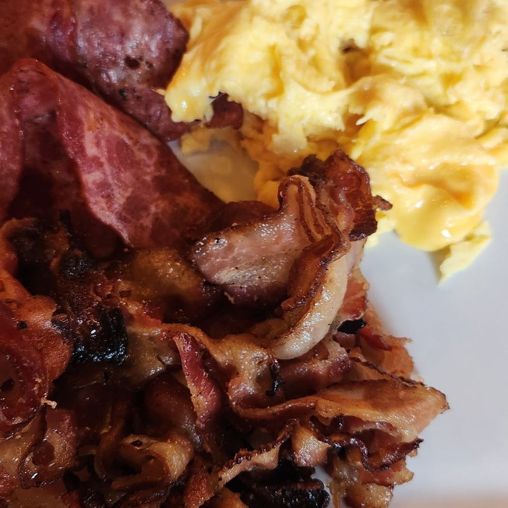 The Edge Harlem - Eggs, turkey bacon and bacon - Caribbean Near Me - New York, New York The Edge Harlem - Eggs, turkey bacon and bacon - Caribbean Near Me - New York, New York