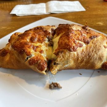 New England Pizza Restaurant - Mini steak cheese mushroom calzone - Pizza Near Me - Exeter, New Hampshire New England Pizza Restaurant - Mini steak cheese mushroom calzone - Pizza Near Me - Exeter, New Hampshire