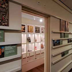 Museum Het Schip - The permanent exhibition shows the diverse influences of the Amsterdam School on typography, illustration and design