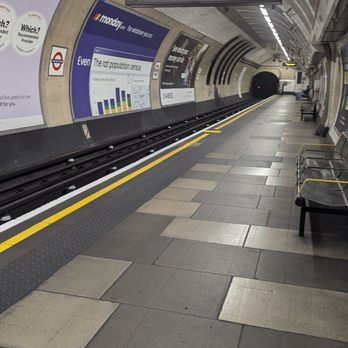 Paddington Mainline Train Station - Train Stations Near Me - London, XGL