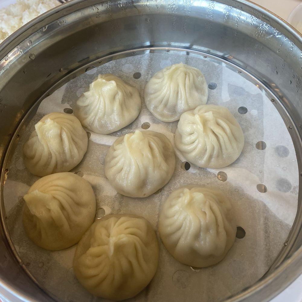 Super Dumpling - Beef Steamed Dumplings(8 pieces) - Noodles Near Me - Orange, California Super Dumpling - Beef Steamed Dumplings(8 pieces) - Noodles Near Me - Orange, California