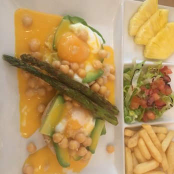 Cafè Camèlia - Eggs V - Coffee & Tea Near Me - Barcelona, B Cafè Camèlia - Eggs V - Coffee & Tea Near Me - Barcelona, B