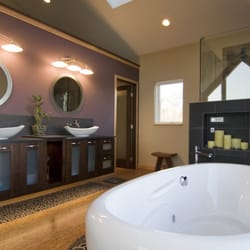 DreamMaker Grand Rapids - With an in-house production team and in-house designers, you will get the look you want in a timely manner!