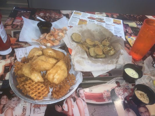 Hooters by null