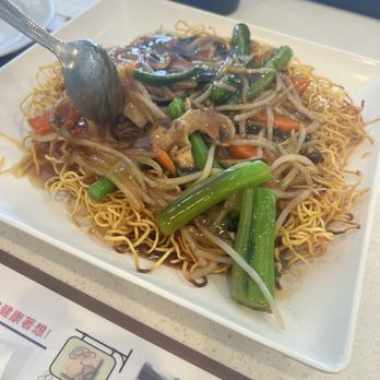 Alhambra Garden Café - Crispy Noodle - Chinese Near Me - Alhambra, California Alhambra Garden Café - Crispy Noodle - Chinese Near Me - Alhambra, California