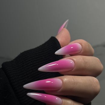 Apple Nails One - funny bunny & pink aura nails by Elle - Nail Salons Near Me - Los Angeles, California Apple Nails One - funny bunny & pink aura nails by Elle - Nail Salons Near Me - Los Angeles, California