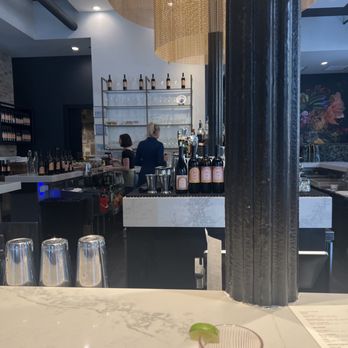 The Tasting Room at Chicago Winery - Wine Bars Near Me - Chicago, Illinois