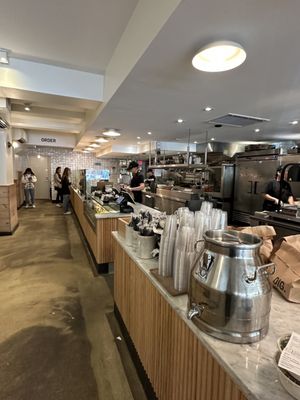 Dig Inn by null