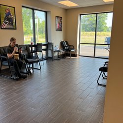 Precision Tune Auto Care of Lino Lakes - Waiting room