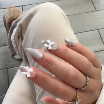 Acute Nail & Spa - Day Spas Near Me - Show Low, Arizona