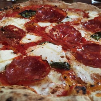 Roberta's - That beautiful bee sting - Pizza Near Me - Brooklyn, New York