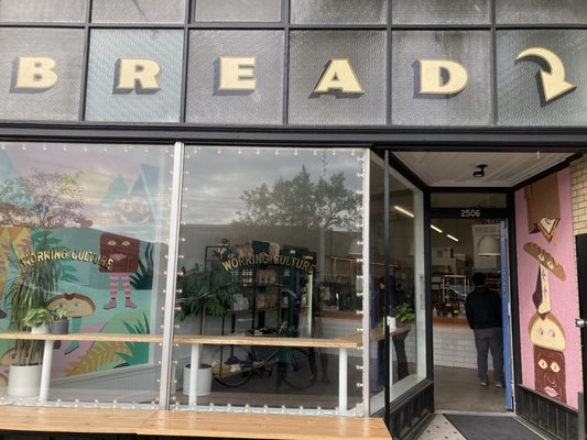 Working Culture Bread by null