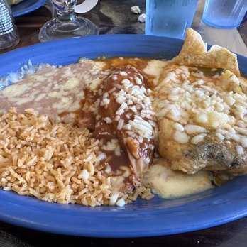 Que Pasa Carrollton - Pork tamale and Chili relleno - Mexican Near Me - Carrollton, Ohio Que Pasa Carrollton - Pork tamale and Chili relleno - Mexican Near Me - Carrollton, Ohio