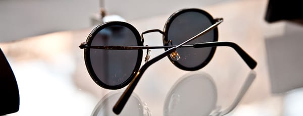 Eyes on Second by null