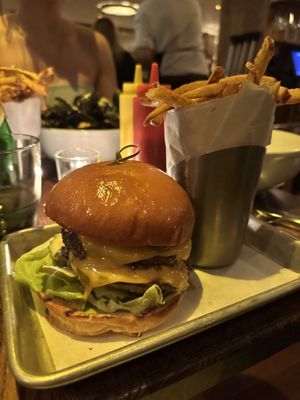 Vin Sur Vingt Wine Bar - DC by null