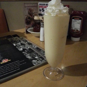 NORMS - Banana/Vanilla milkshake - Diners Near Me - Van Nuys, California