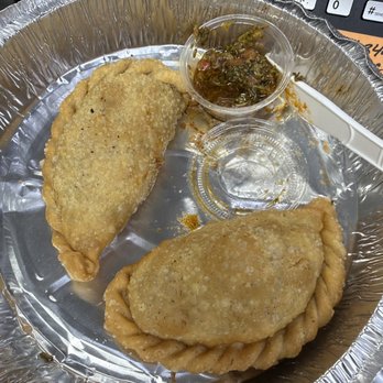 Humo Bodegon - Beef empanadas! - Argentine Near Me - North Miami Beach, Florida Humo Bodegon - Beef empanadas! - Argentine Near Me - North Miami Beach, Florida