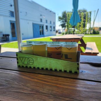 Varietal Beer - Beer flight - Breweries Near Me - Sunnyside, Washington