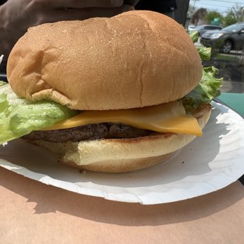 Avenue29 Foods - Another cheeseburger - Burgers Near Me - Williamsville, New York